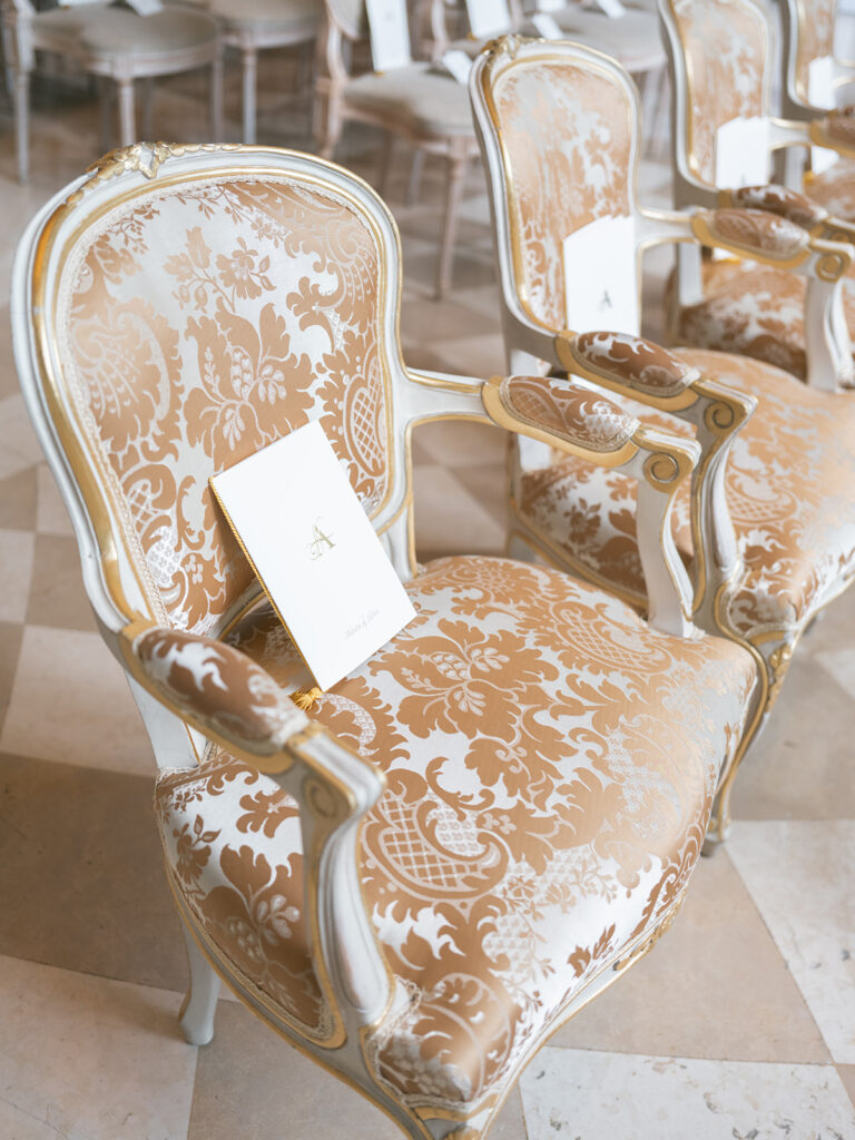 Individual wedding armchairs in Ritz Paris